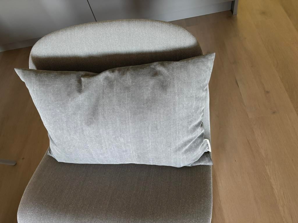 Kussen van designmerk New Routz, nieuw!, Ophalen, Nieuw, Wit