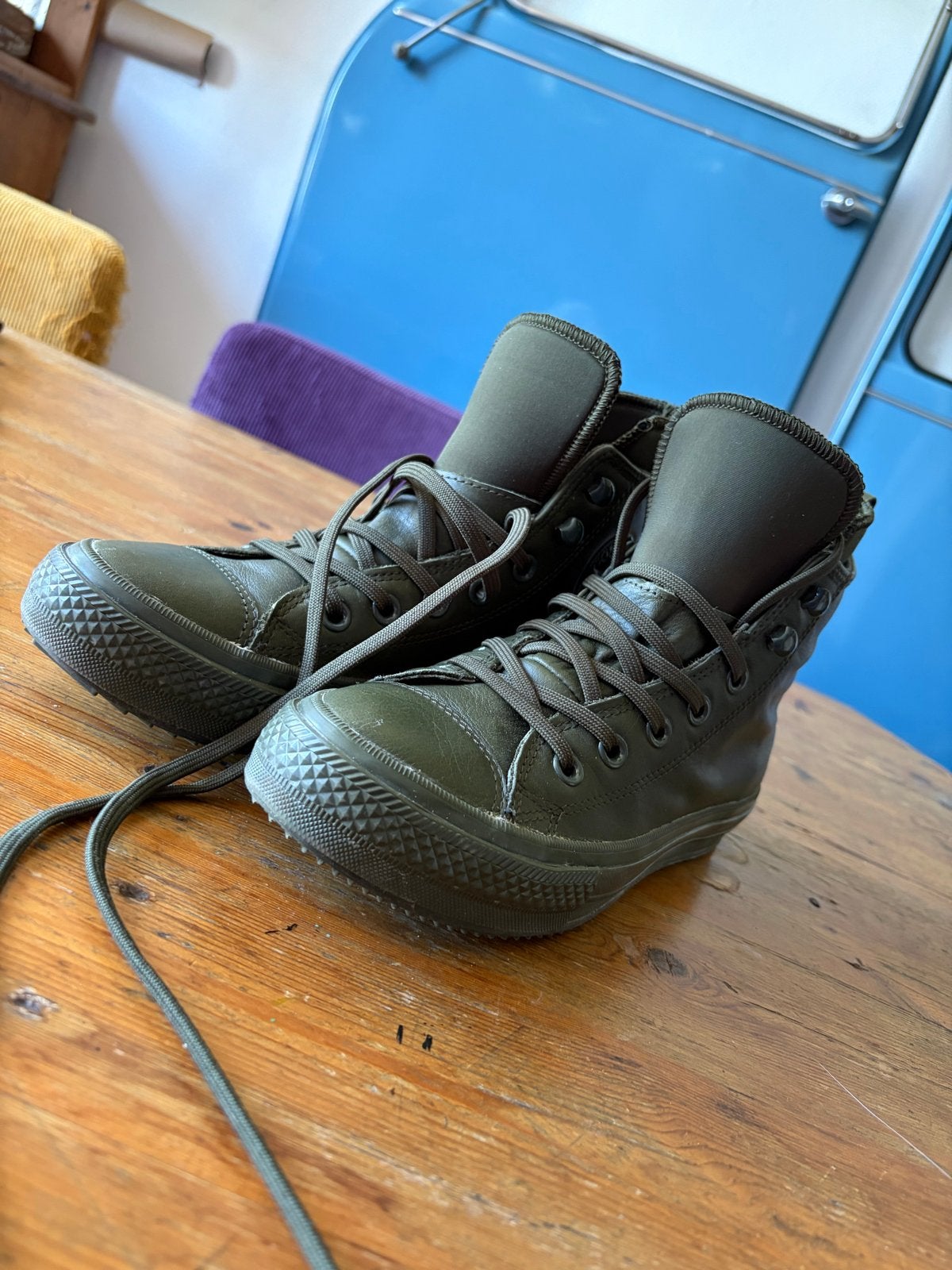 Converse All Stars Leer Donkergroen, Ophalen of Verzenden, Zo goed als nieuw, Groen, Sneakers of Gympen