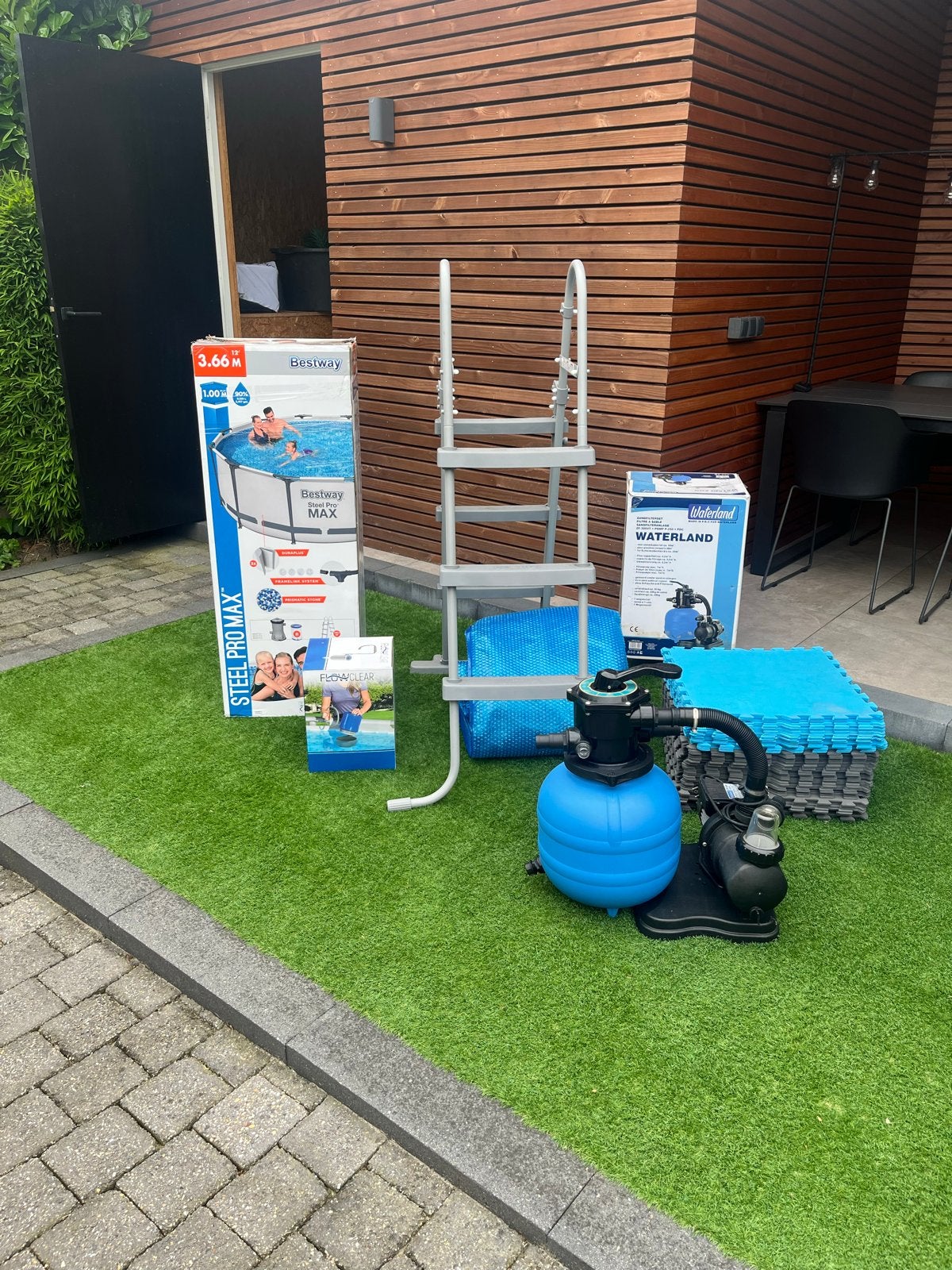 Bestway Steel Pro Max Zwembad 3.66m met zandfilterpomp, Ophalen, 80 tot 120 cm, Rond, 300 cm of meer