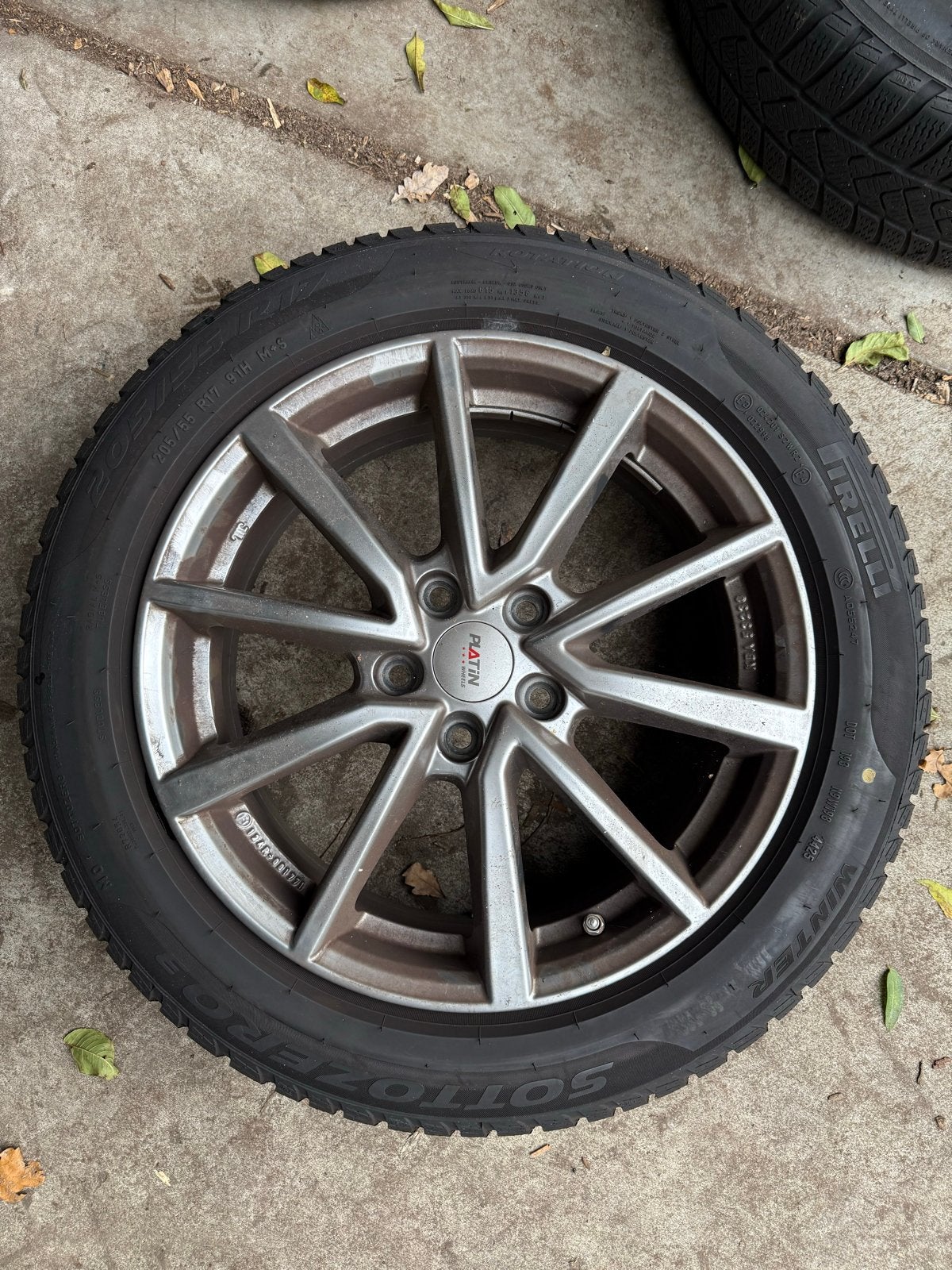 Pirelli Winterbanden met Platin Velgen voor Skoda Octavia, Ophalen, Gebruikt, Banden en Velgen, Frietema