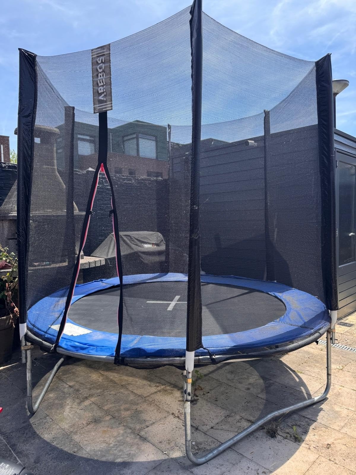 GRATIS OPHALEN Trampoline HEERHUGOWAARD- Gebruikt, Ophalen