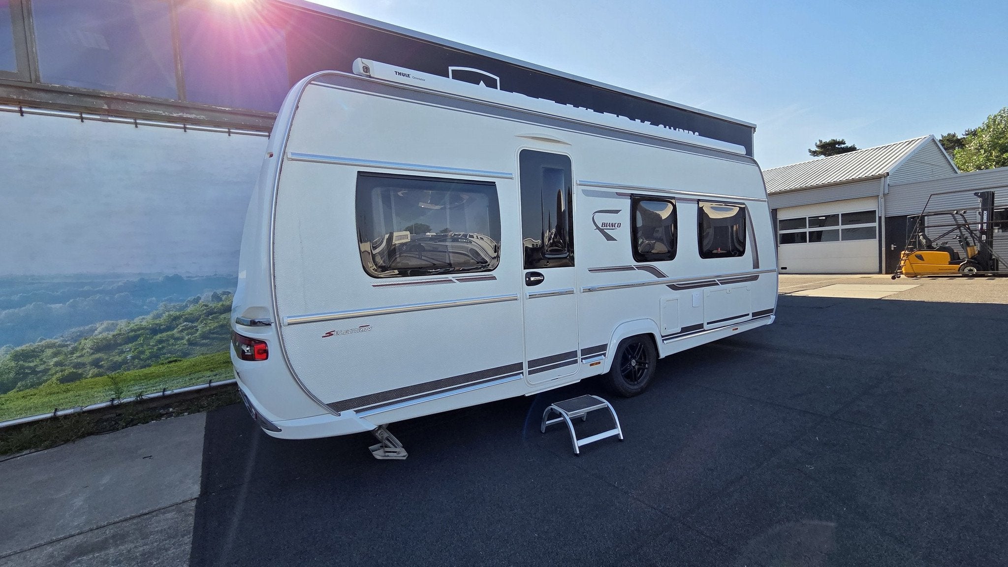 Fendt Bianco 515SG Selection (bj 2020), Caravans en Kamperen, 7 tot 8 meter, Bedrijf, Info@deklerkcaravans.nl, Fendt
