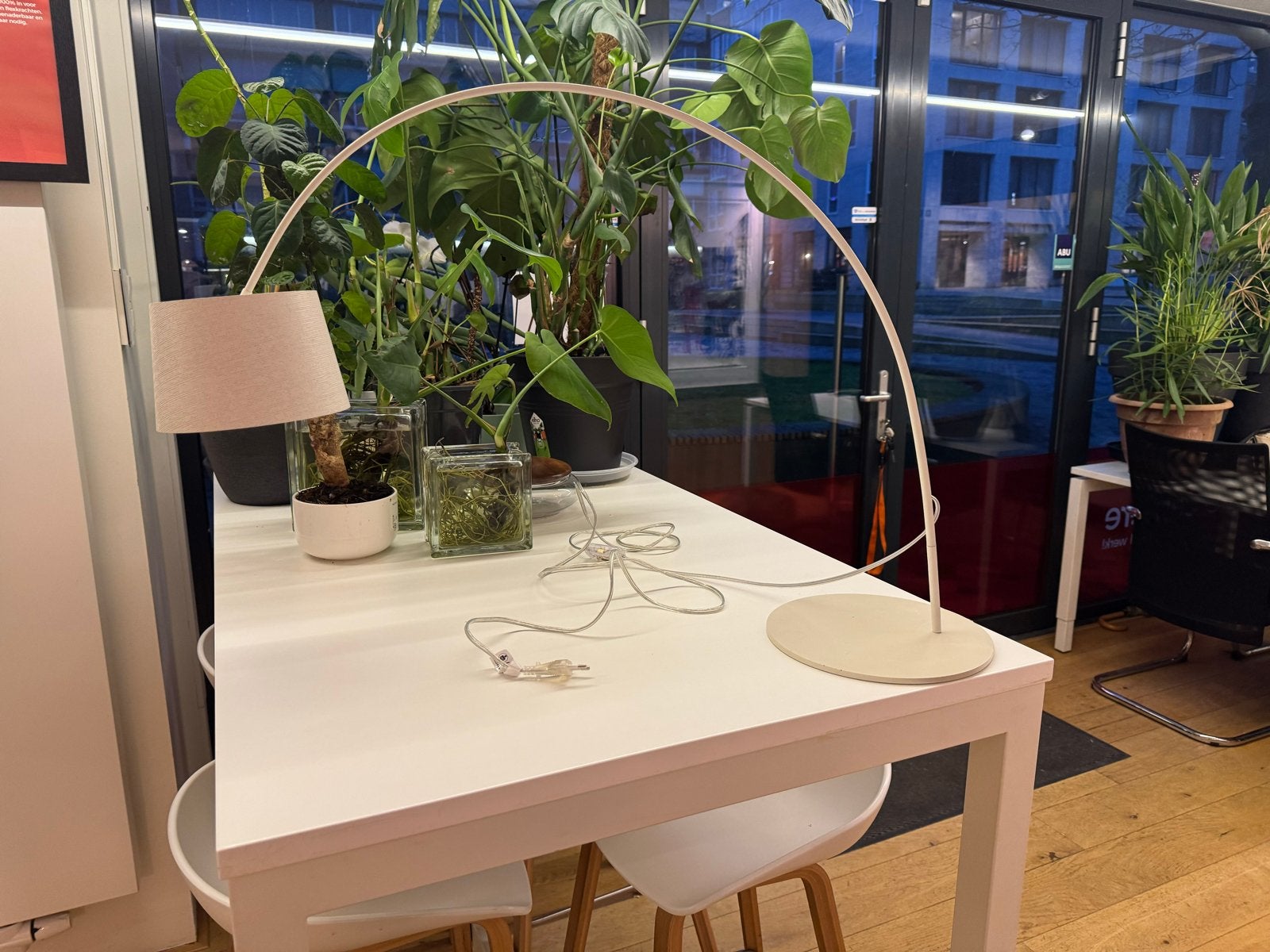 Foscarini Twiggy Lettura bureaulampje  - Beige, Dimbaar, Kunststof, E27 (groot), Ophalen