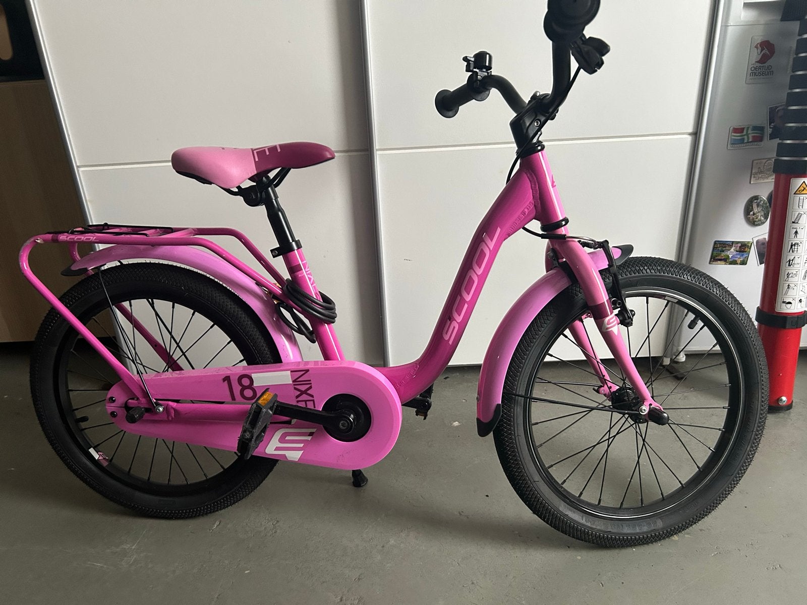 Roze Scool Nixe 18 inch kinderfiets, Ophalen, Terugtraprem, 18 inch, Handrem