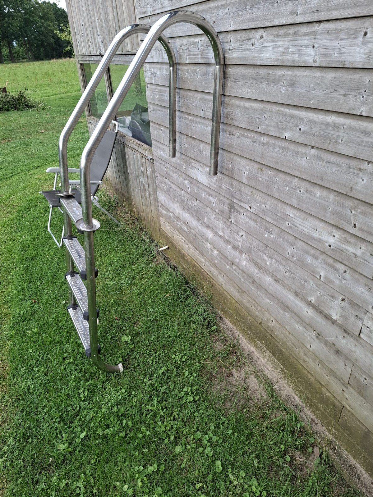 RVS Zwembad Trap, Ophalen