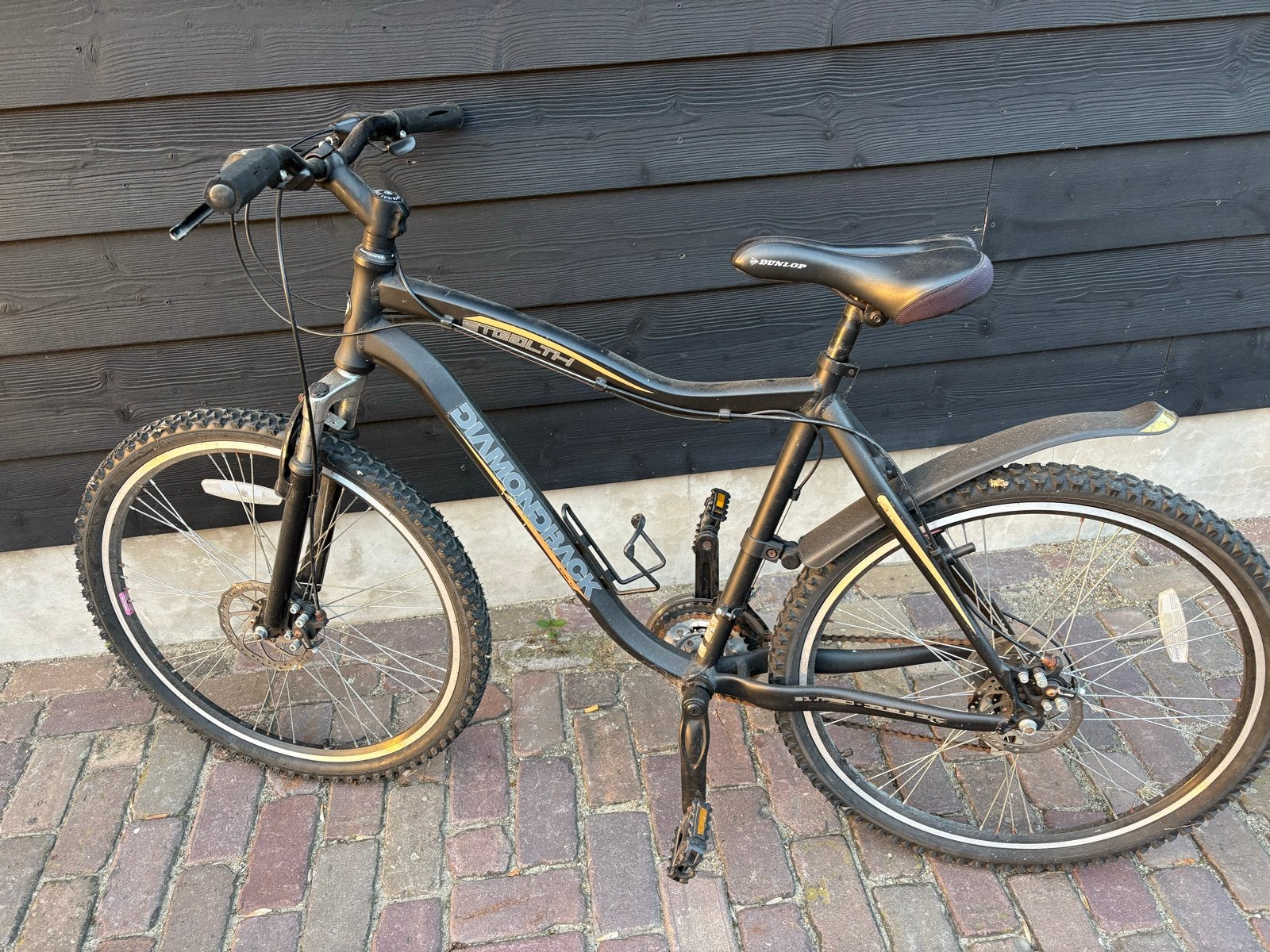 Diamondback Mountainbike met gebruikerssporen en roest, Fietsen en Brommers, Fietsen | Mountainbikes en ATB, Gebruikt, Hardtail
