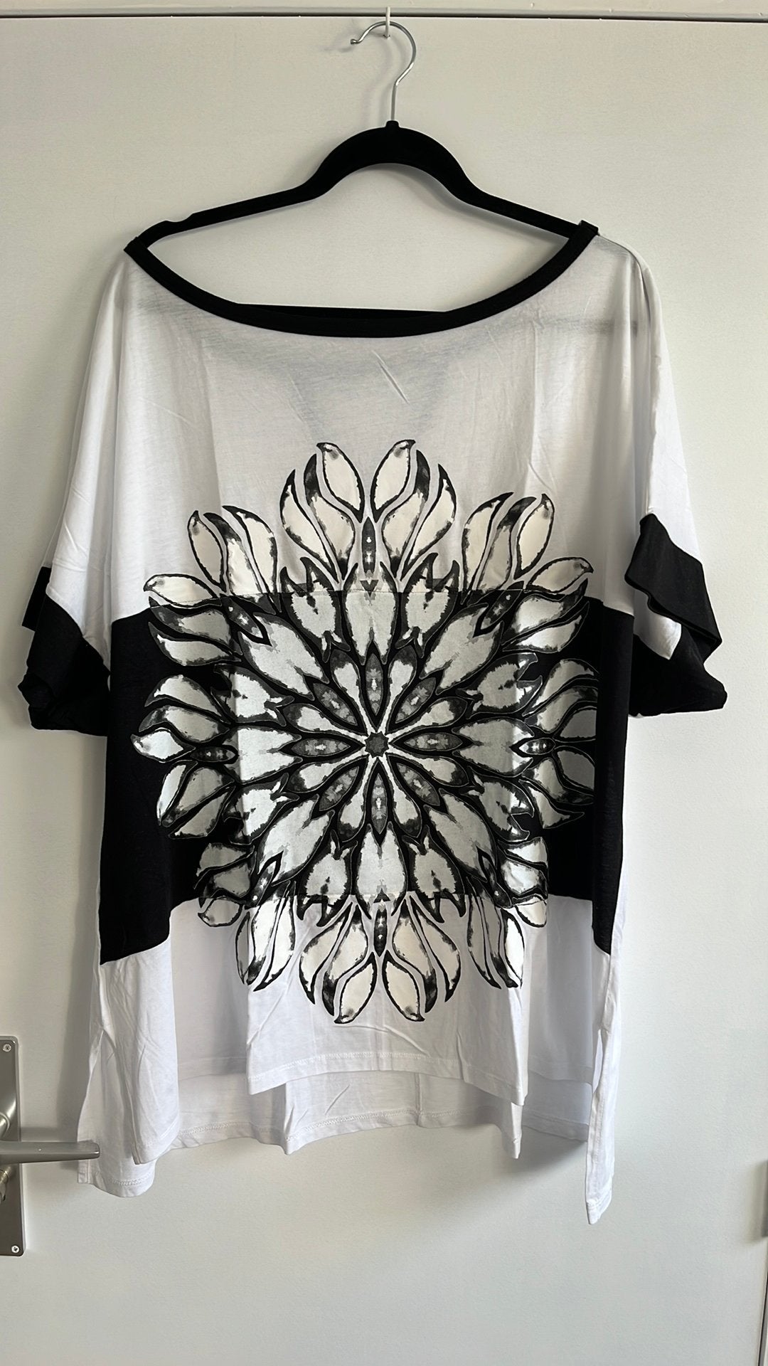 MAT shirt maat 50-52, Kleding | Dames, Grote Maten, Ophalen of Verzenden, Zo goed als nieuw, Overige kleuren, Shirt of Top