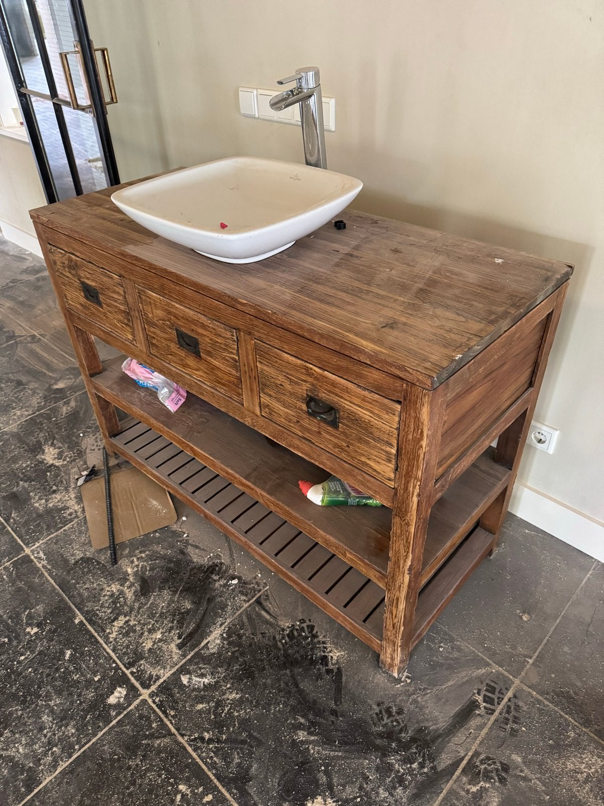 Houten badkamer meubel met wastafel en kraan, Gebruikt, 100 tot 150 cm, Ophalen of Verzenden, Minder dan 100 cm