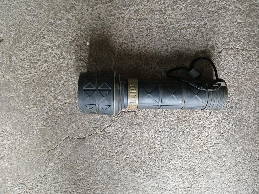 Zwarte zaklamp, Ophalen of Verzenden