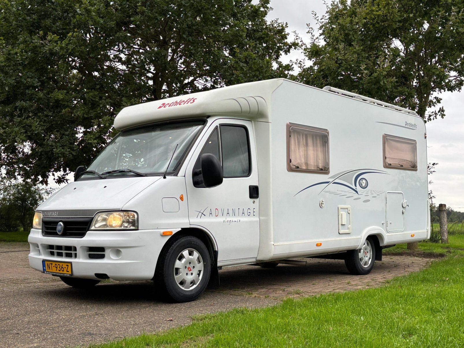 Dethleffs T6611-2XAirco!️zeer compleet! 2.8JTD ️80.000 KM!️, Ringverwarming, Fiat, Tot en met 2, Bedrijf