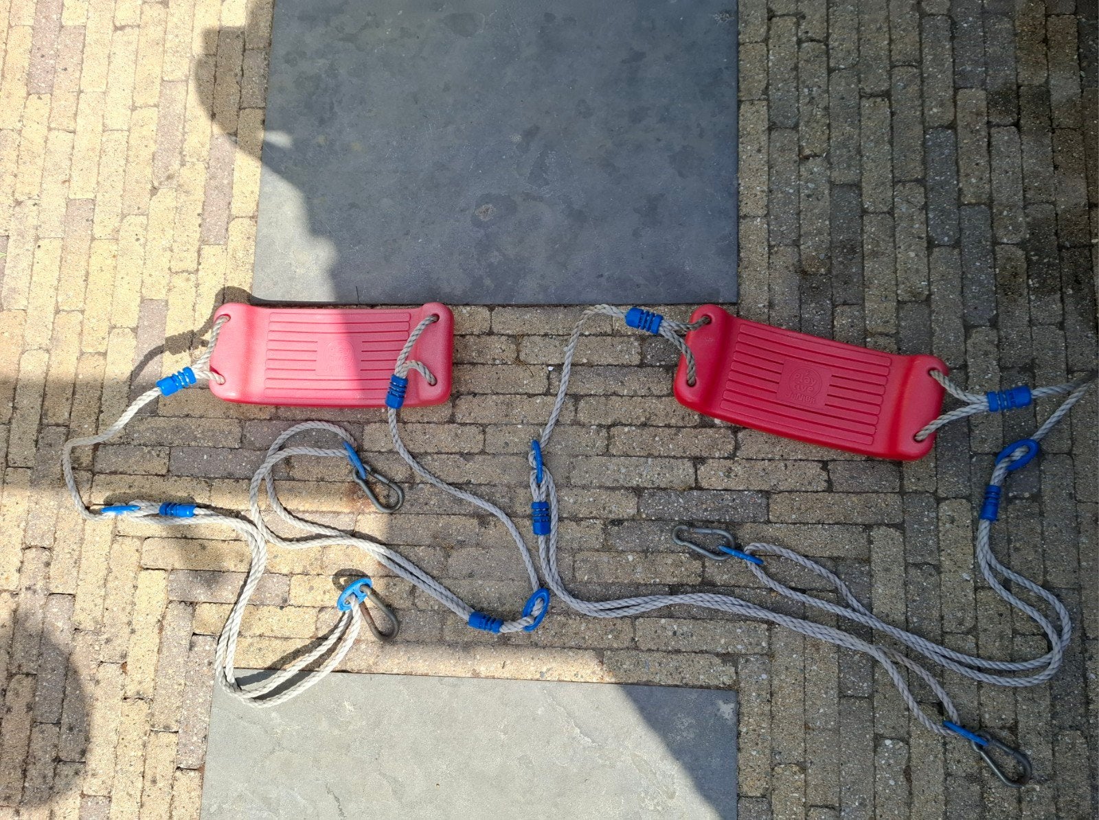 Schommelzitjes 'Play tive Junior' - Rood (2 stuks), Kinderen en Baby's, Ophalen of Verzenden, Gebruikt, Schommel