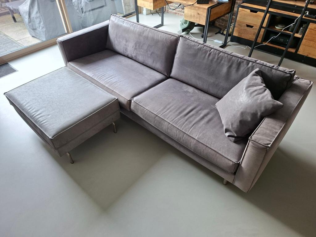 Gratis ophalen. Bank 2,5 zits met chaisse longue., Ophalen, Gebruikt, Leer