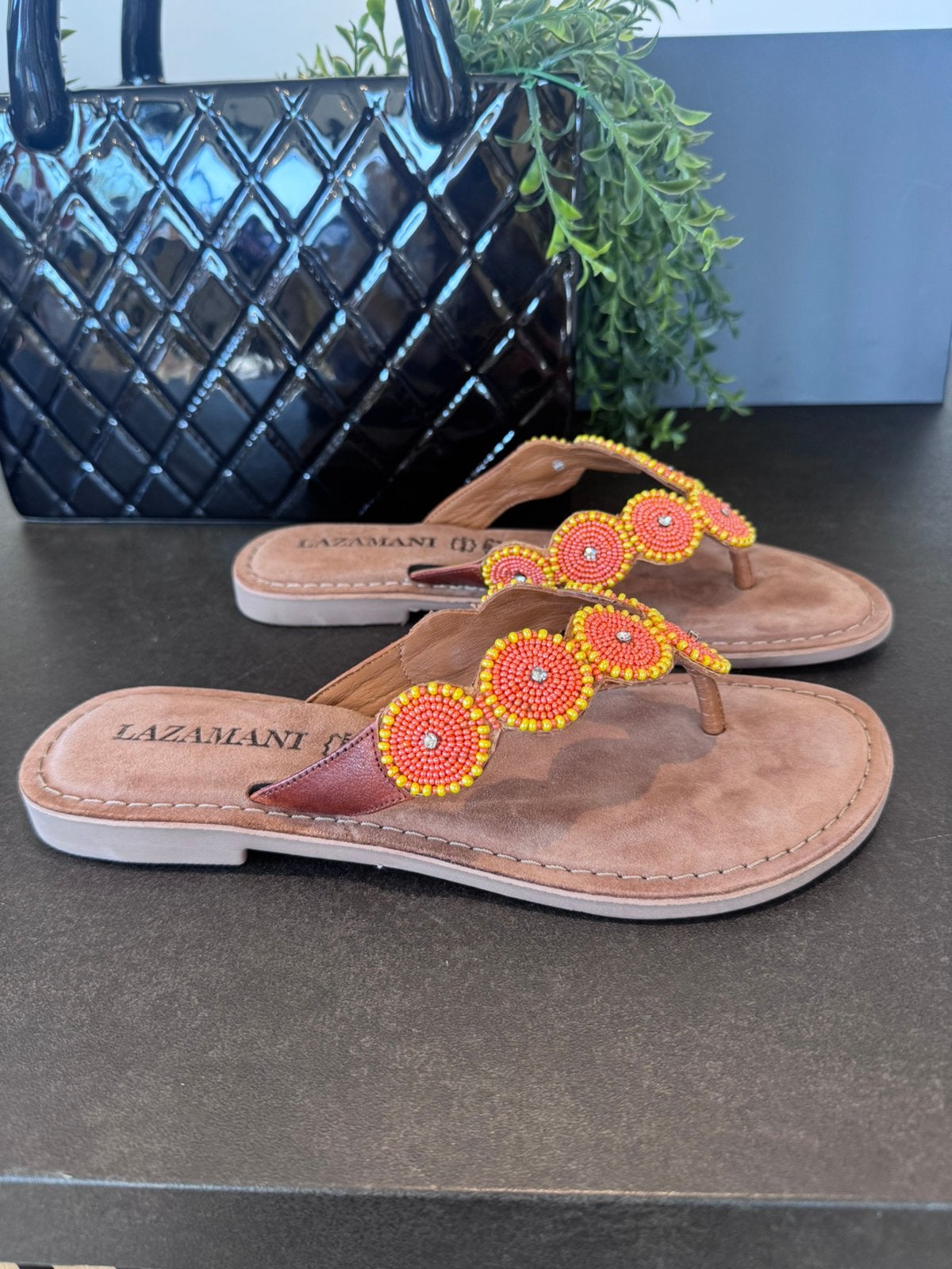 LAZAMANI slippers nieuw!, Slippers, Nieuw, Oranje, Ophalen of Verzenden