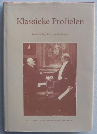 Klassieke profielen een collectie essays over classici-liter, Ophalen of Verzenden, Zo goed als nieuw