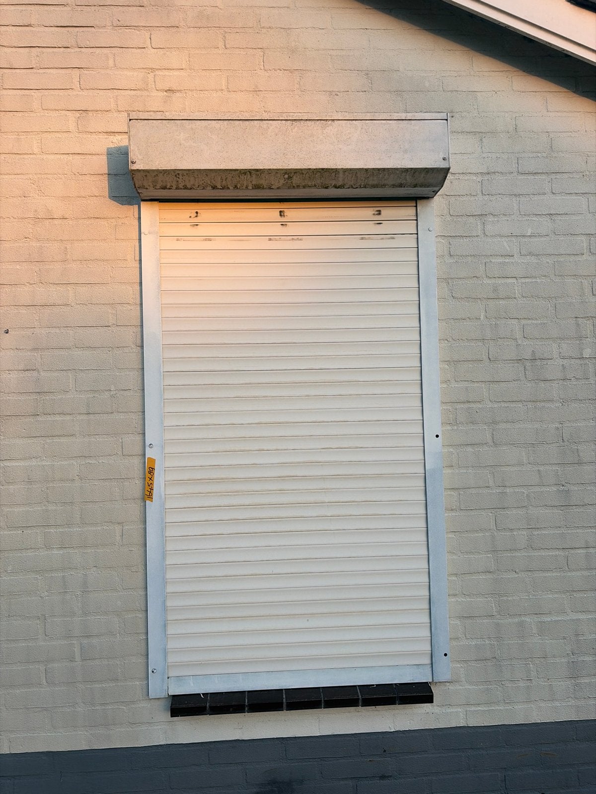 Rolluik 164.5x89 cm - Handmatige bediening, Doe-het-zelf en Verbouw, Ophalen, Gebruikt, Minder dan 100 cm, 150 tot 200 cm
