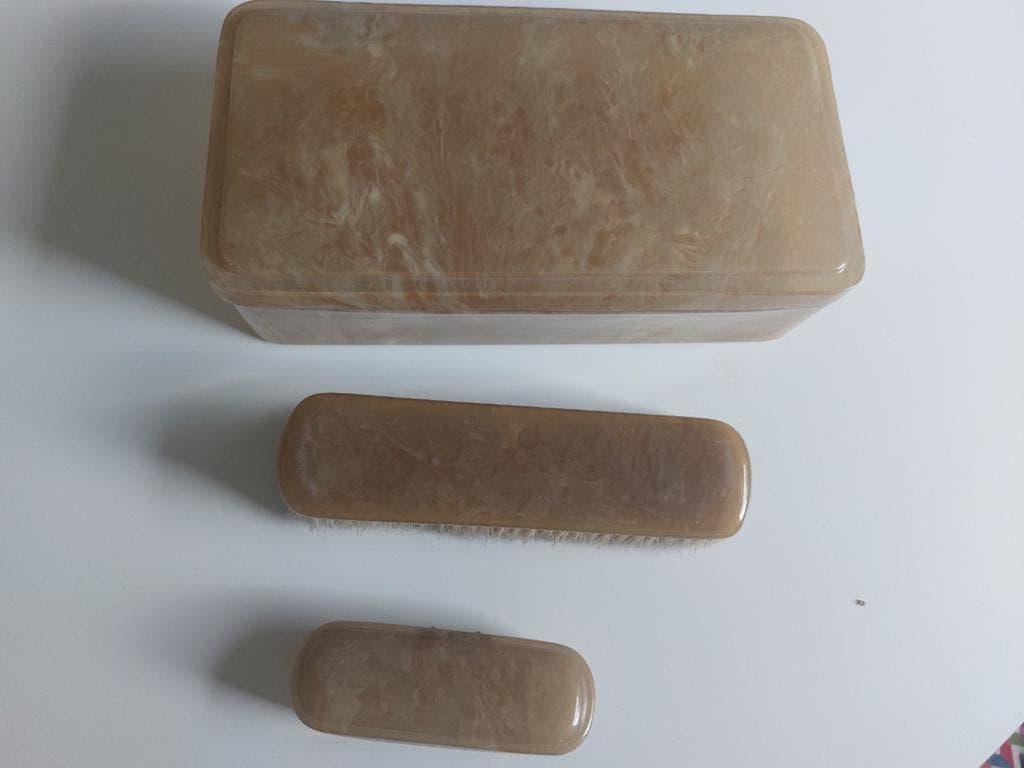 Antieke doosjes met borstel, Ophalen of Verzenden