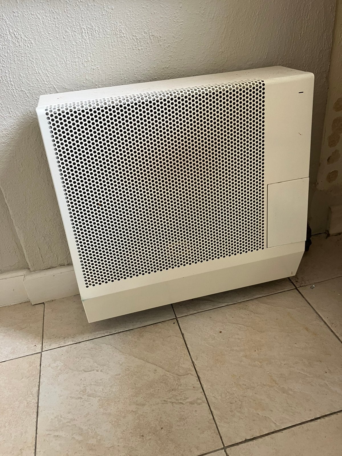 Dru gas kachel gevel compleet met uitlaat, Ophalen, Gebruikt, Gas, Hangend