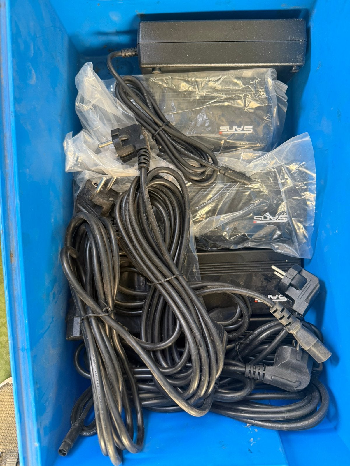 6x Gloednieuwe Sans Li-ion Acculader 54.6V 3.0A, QuickFix, Nieuw, ., .