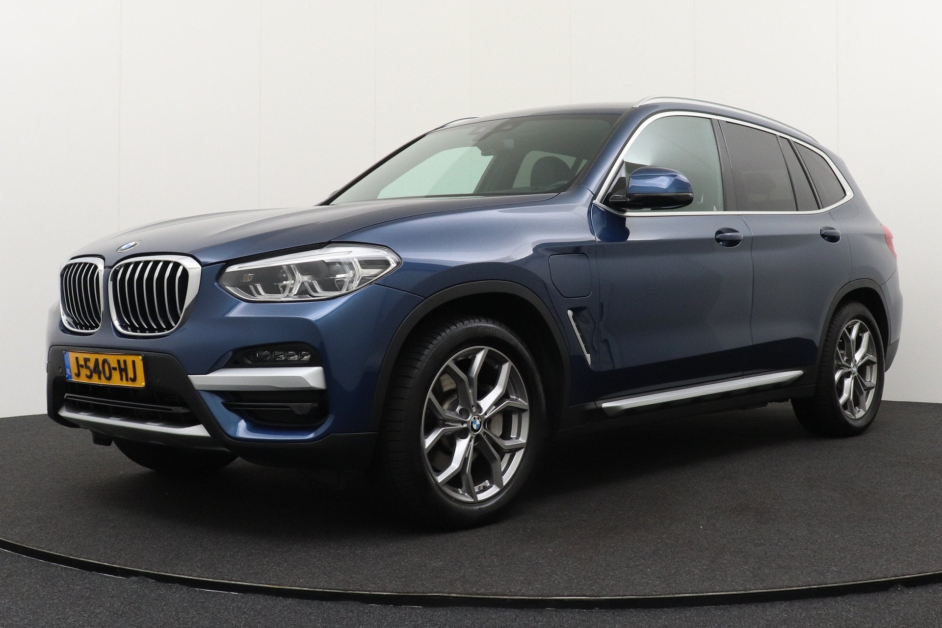 BMW X3 xDrive30e 293 PK High Exe. Trekhaak Head-up Carplay N, Auto's, Automaat, Gebruikt, 2000 kg, Blauw