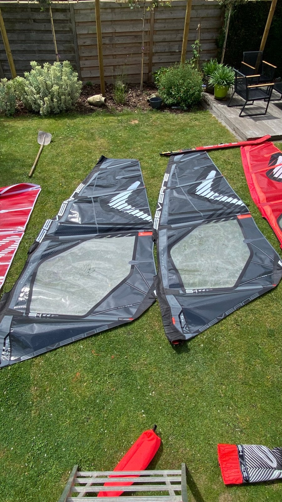 Severne Winds Zeilen S1 en gorilla Masten, Watersport en Boten, Windsurfen, Ophalen, Met zeil(en), Gebruikt, 3.5 tot 5 m²