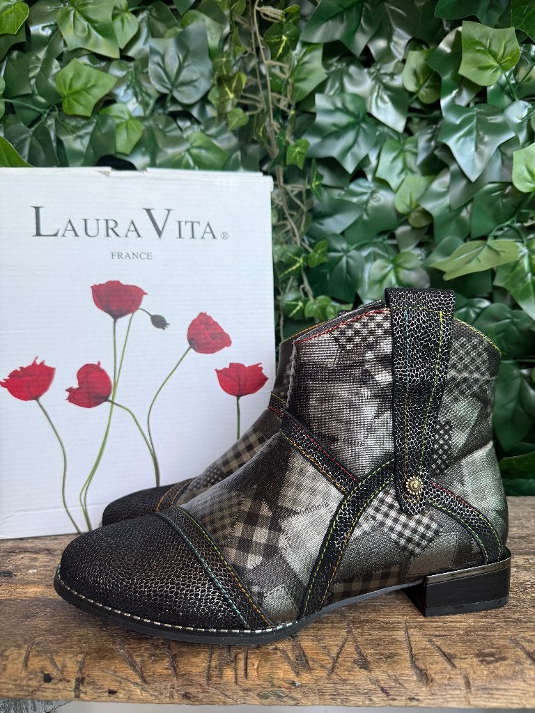 Nieuwe laarsjes van Laura Vita maat 40, Kleding | Dames, Schoenen, Laura vita, Zwart, Lage of Enkellaarzen, Nieuw