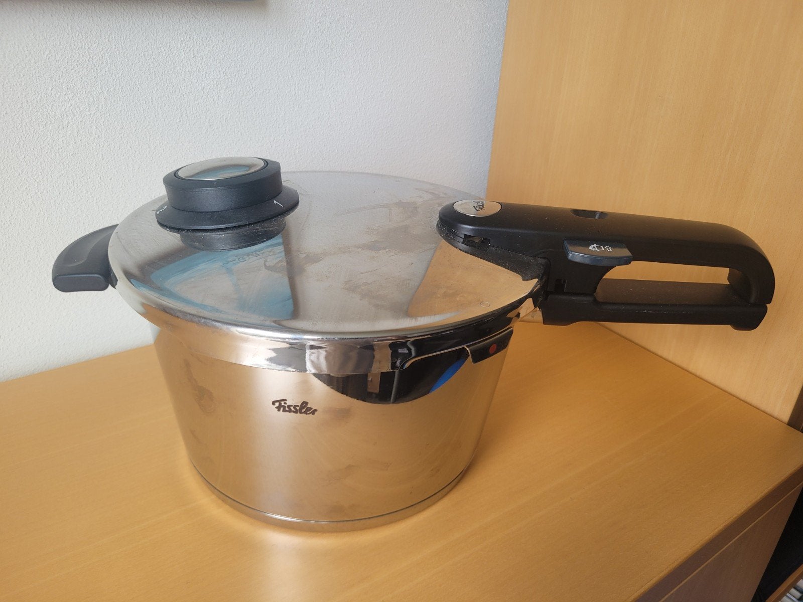 Fissler Snelkookpan - Zo goed als nieuw, Snelkookpan, Geschikt voor inductie, Ophalen of Verzenden, Zo goed als nieuw