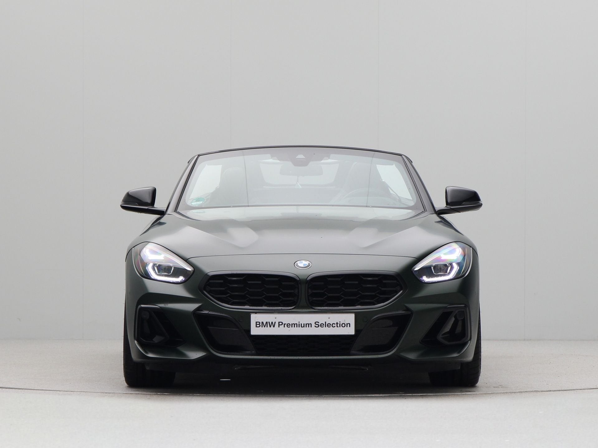 BMW Z4 M40i High Executive Roadster (bj 2025, automaat), Auto's, Achterwielaandrijving, Gebruikt, Zwart, 340 pk