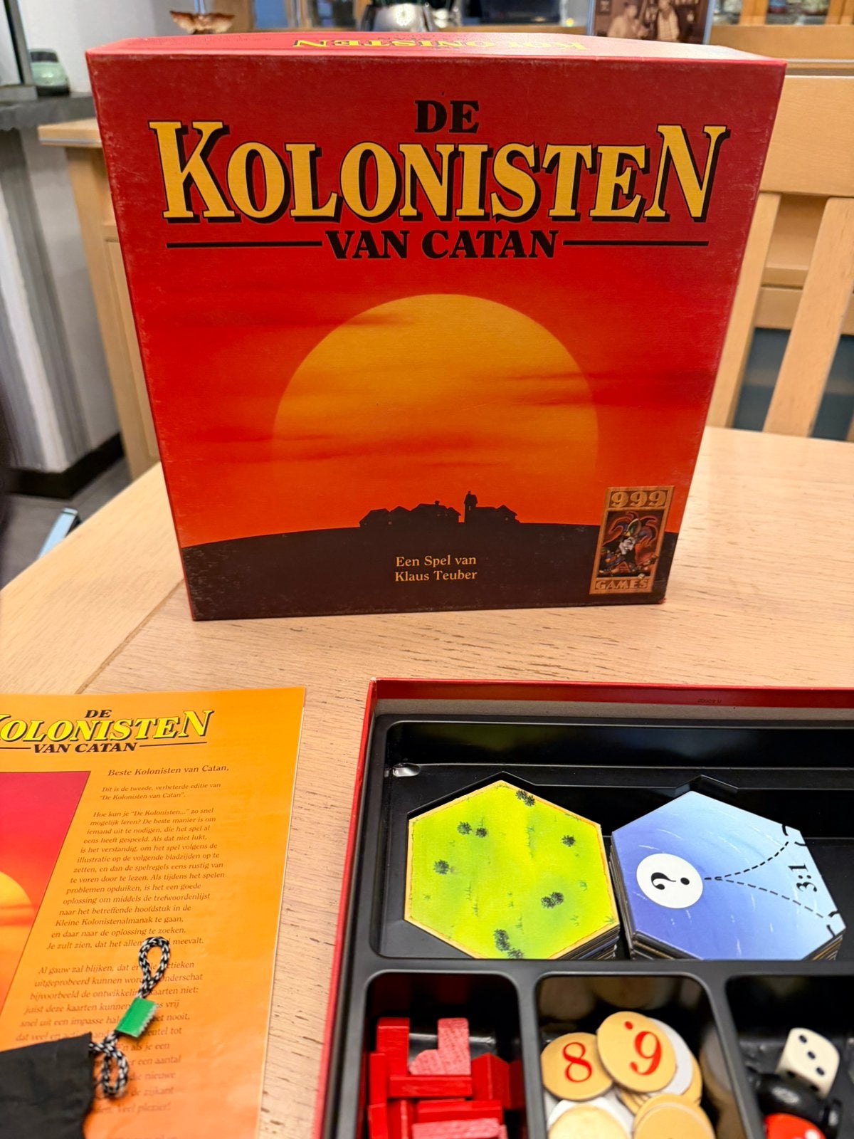 Kolonisten van Catan basisspel hout, Ophalen of Verzenden, Zo goed als nieuw