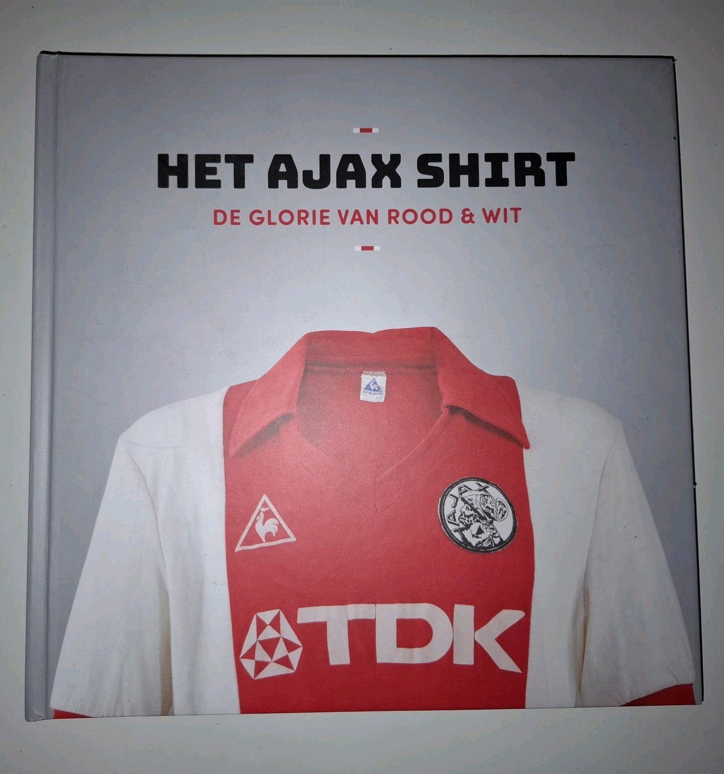 Het Ajax Shirt: De Glorie van Rood & Wit, Boeken, Ophalen of Verzenden, Zo goed als nieuw, Jaap Visser, Balsport