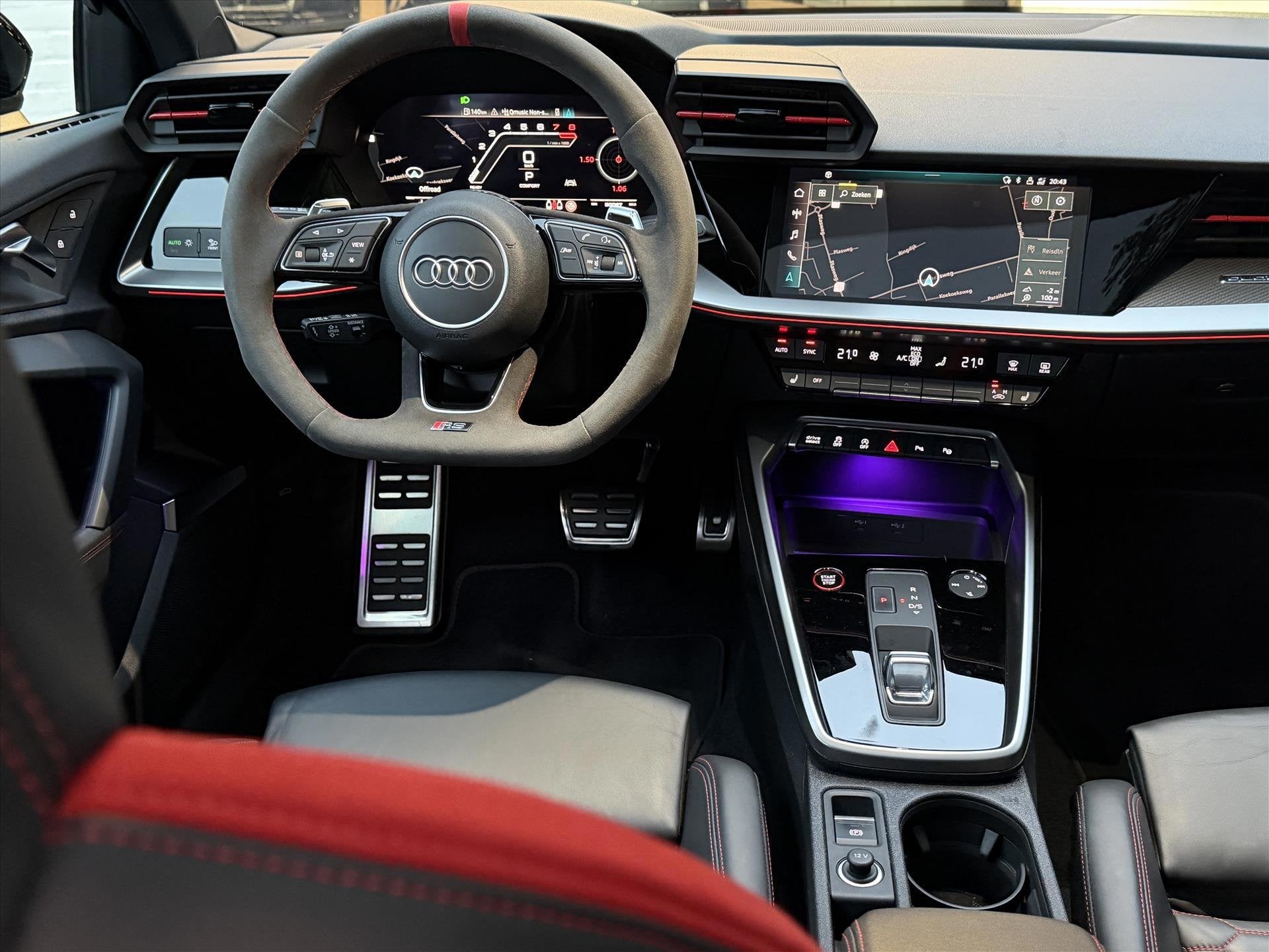 Audi RS3 2.5 TFSI 400PK Quattro |Pano |Head-up |Bang&Olfsen, Auto's, Audi, Gebruikt, Zwart, RS3, Bedrijf