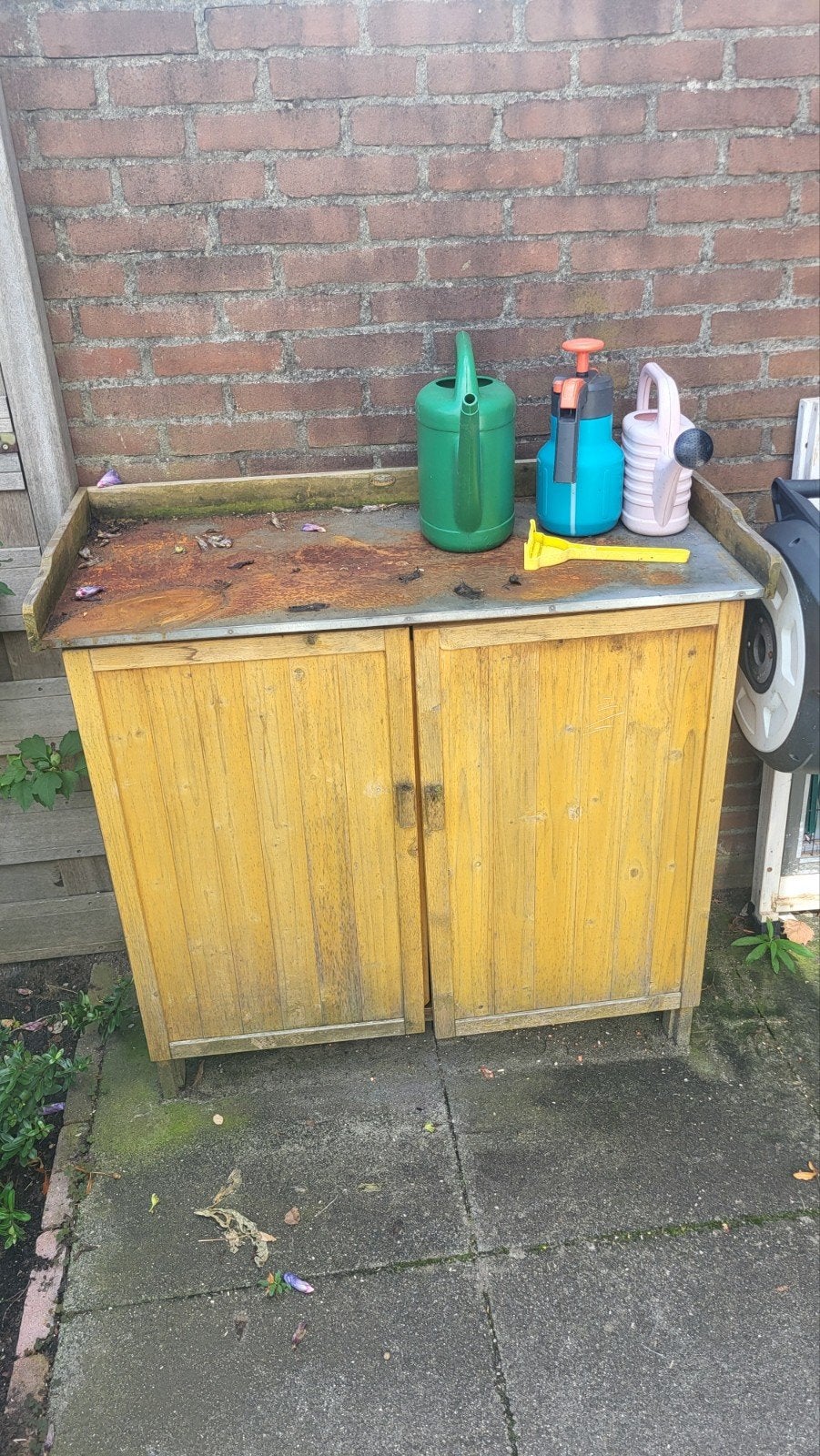 Houten tuinkast/berging met metalen blad, Ophalen, Gebruikt, Hout, Overige typen