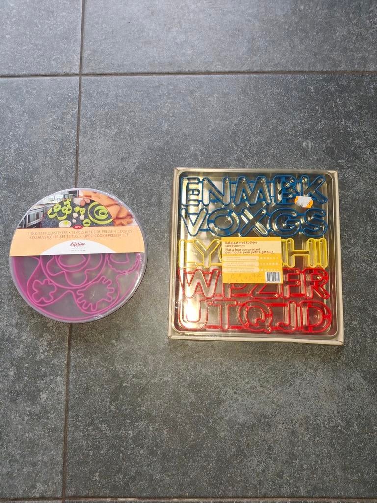 NIEUW: Vormpjes voor koekjes te bakken, Ophalen, Nieuw