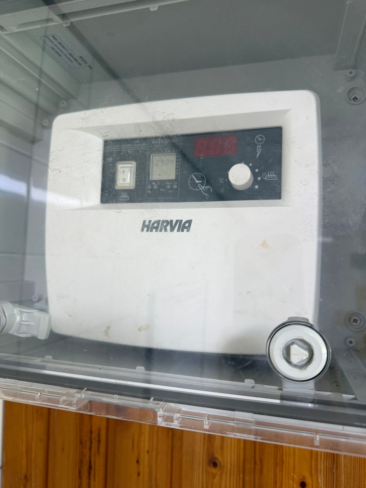 Foto 4 van Complete Finse Sauna met Harvia Kachel en Bedieningspaneel