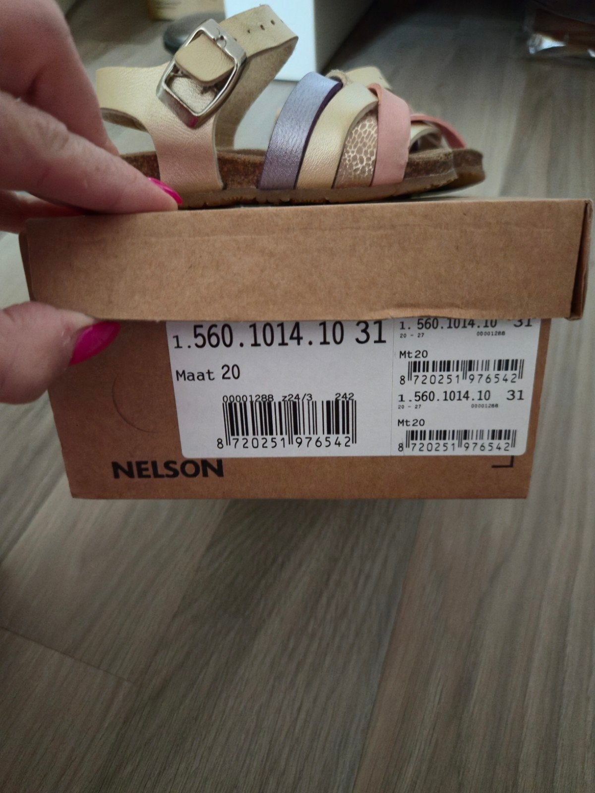 Nelson Sandalen Maat 20 - Zo goed als nieuw, Kinderen en Baby's, Babykleding | Schoentjes en Sokjes, Meisje, Ophalen of Verzenden