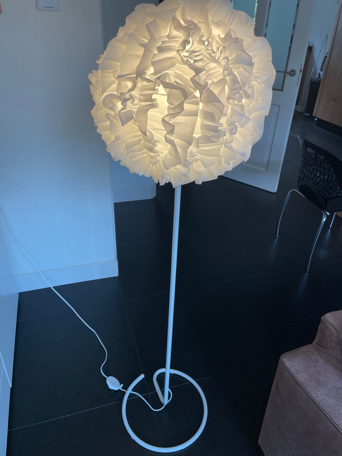 Witte vloerlamp met papieren kap, Ophalen, Gebruikt, 100 tot 150 cm, E27 (groot)
