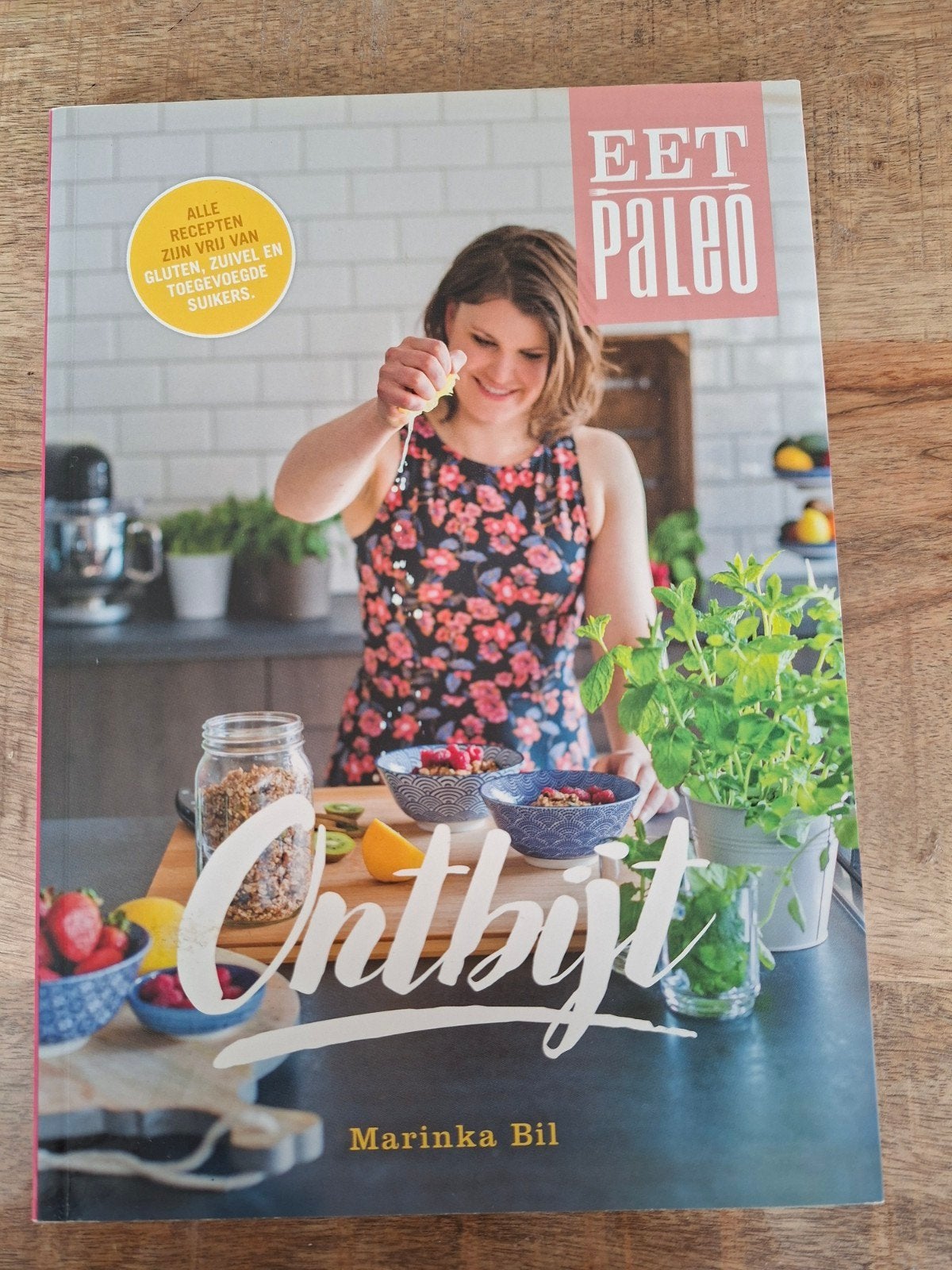 Eet Paleo Ontbijt - Marinka Bil (Zo goed als nieuw), Boeken, Marinka Bil, Overige typen, Ophalen of Verzenden, Zo goed als nieuw