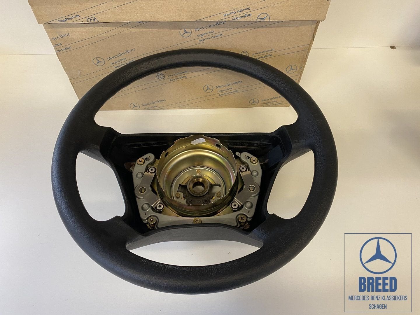 NOS stuurwiel zwart voor Mercedes-Benz W124 W201 W202 W210, Auto-onderdelen, Besturing, -, Nieuw, Ophalen of Verzenden, -