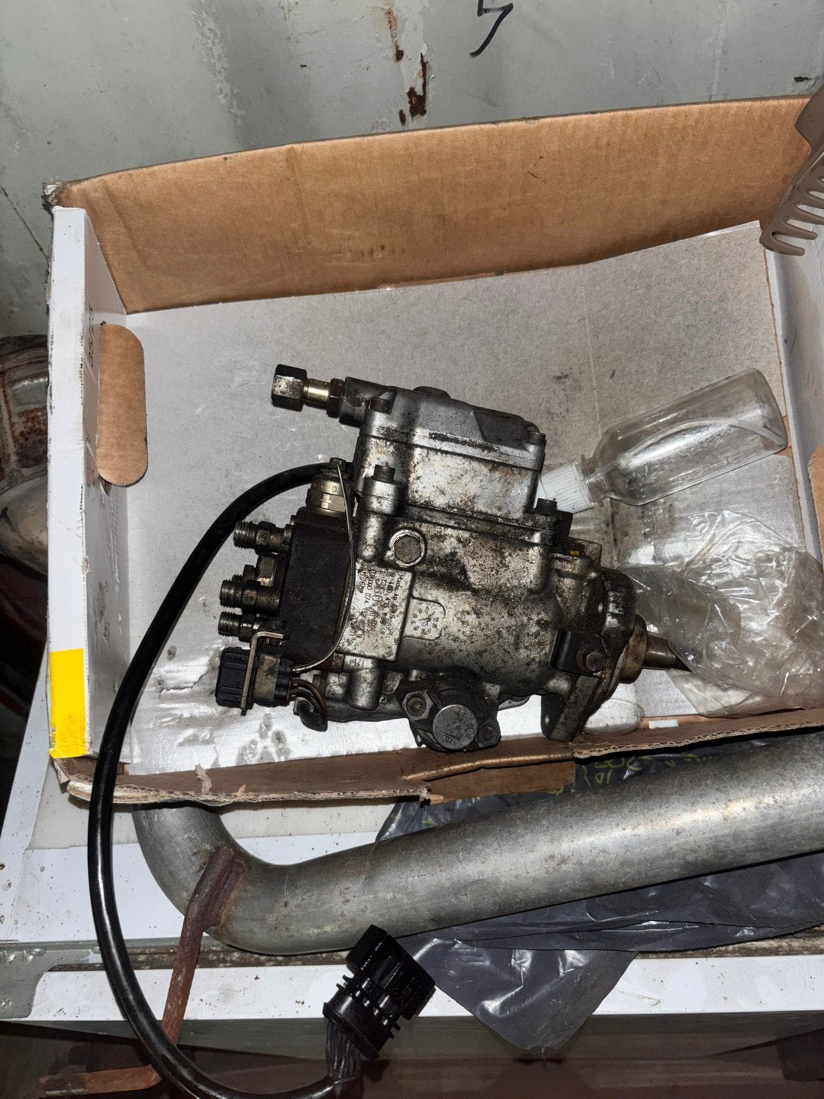 Brandstofpomp vw t4 2.5 tdi 7 en 3 polige stekker, Ophalen of Verzenden, Gebruikt, Volkswagen