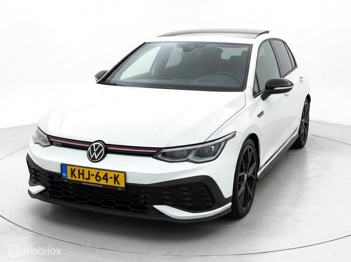 Volkswagen Golf 2.0 TSI GTI Clubsport PANO|IQLIGHT|HUD|CAMER, 4 cilinders, 1984 cc, Leder en Stof, Wit