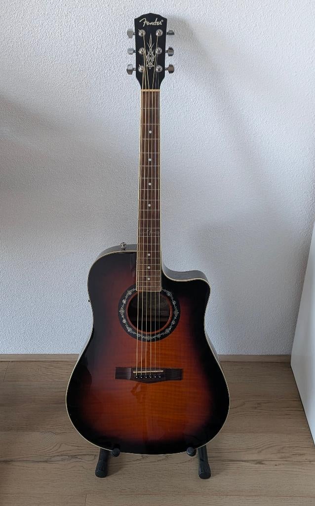 acoustic guitar, Ophalen, Zo goed als nieuw, Western- of Steelstringgitaar, Met koffer