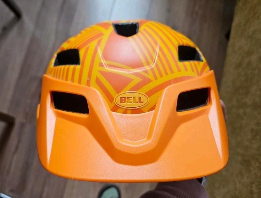 Bell kinder fietshelm Oranje/Geel - Zo goed als nieuw, Overige maten, Ophalen of Verzenden, Zo goed als nieuw, Bell