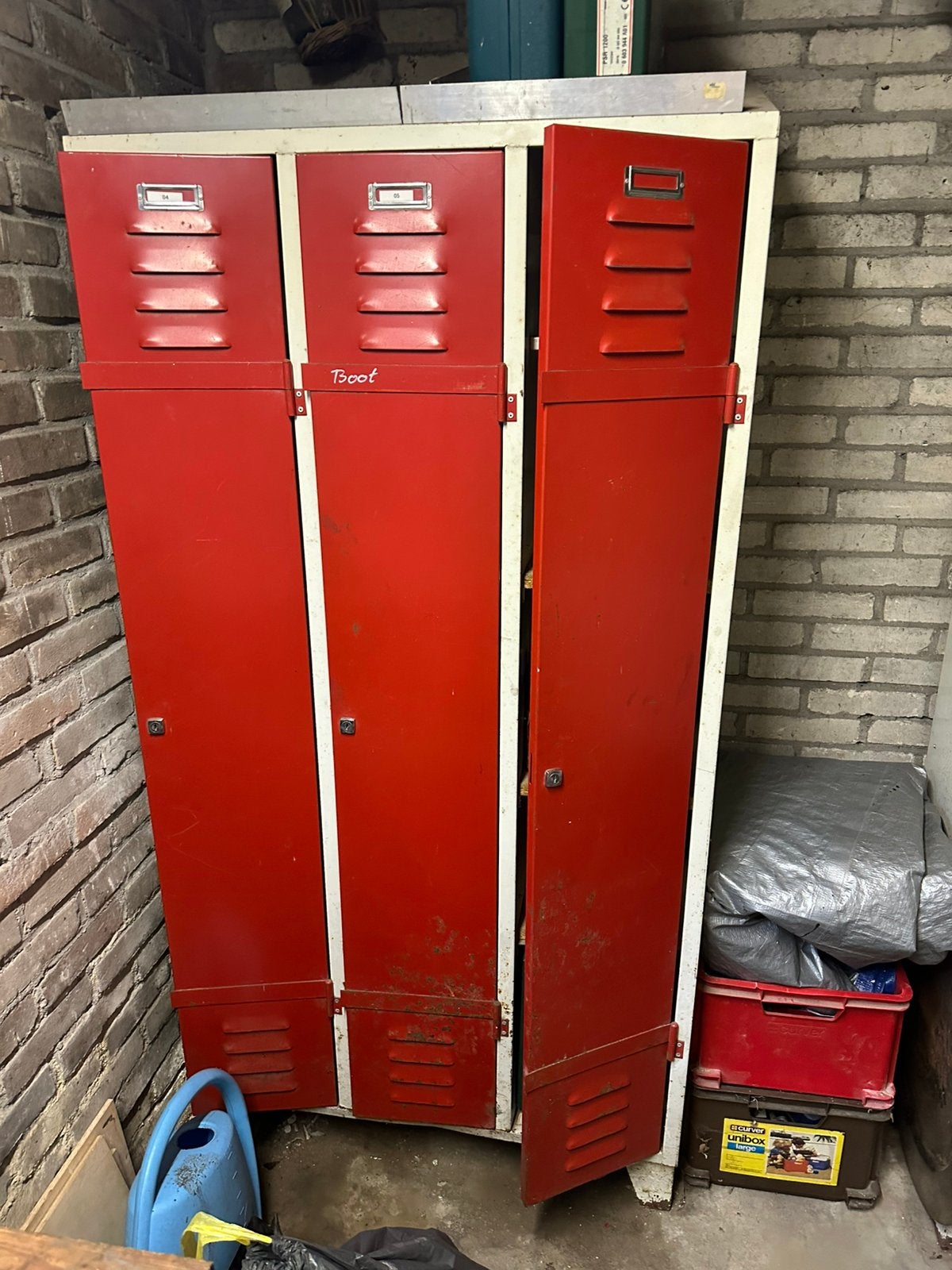 Oude lockerkasten 2 stuks, Huis en Inrichting, Kasten | Lockerkasten, Ophalen, Gebruikt
