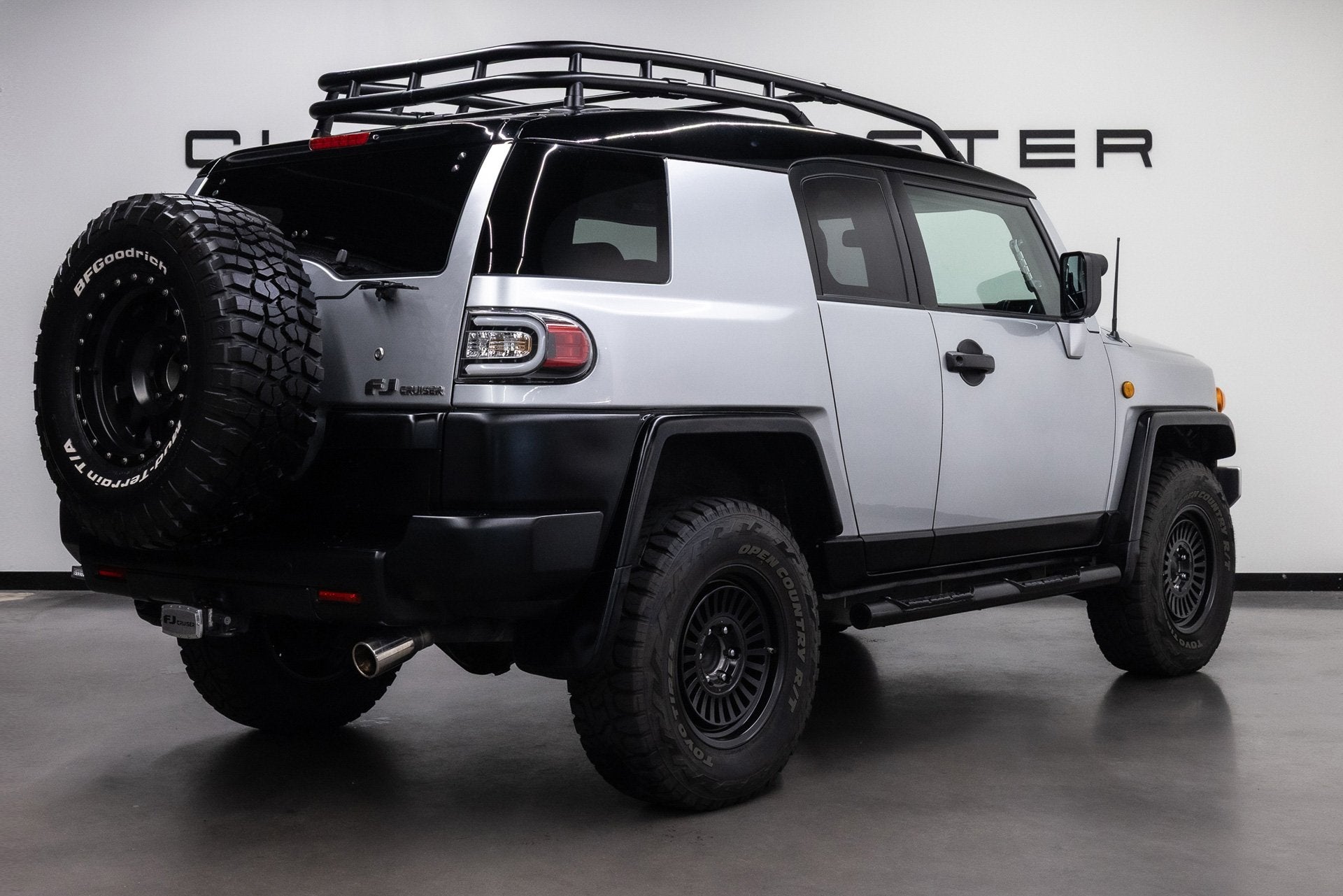 Toyota FJ Cruiser VVTi V6 Btw auto (€ 38.801,65 Ex B.T.W), Automaat, Stof, Gebruikt, 4000 cc