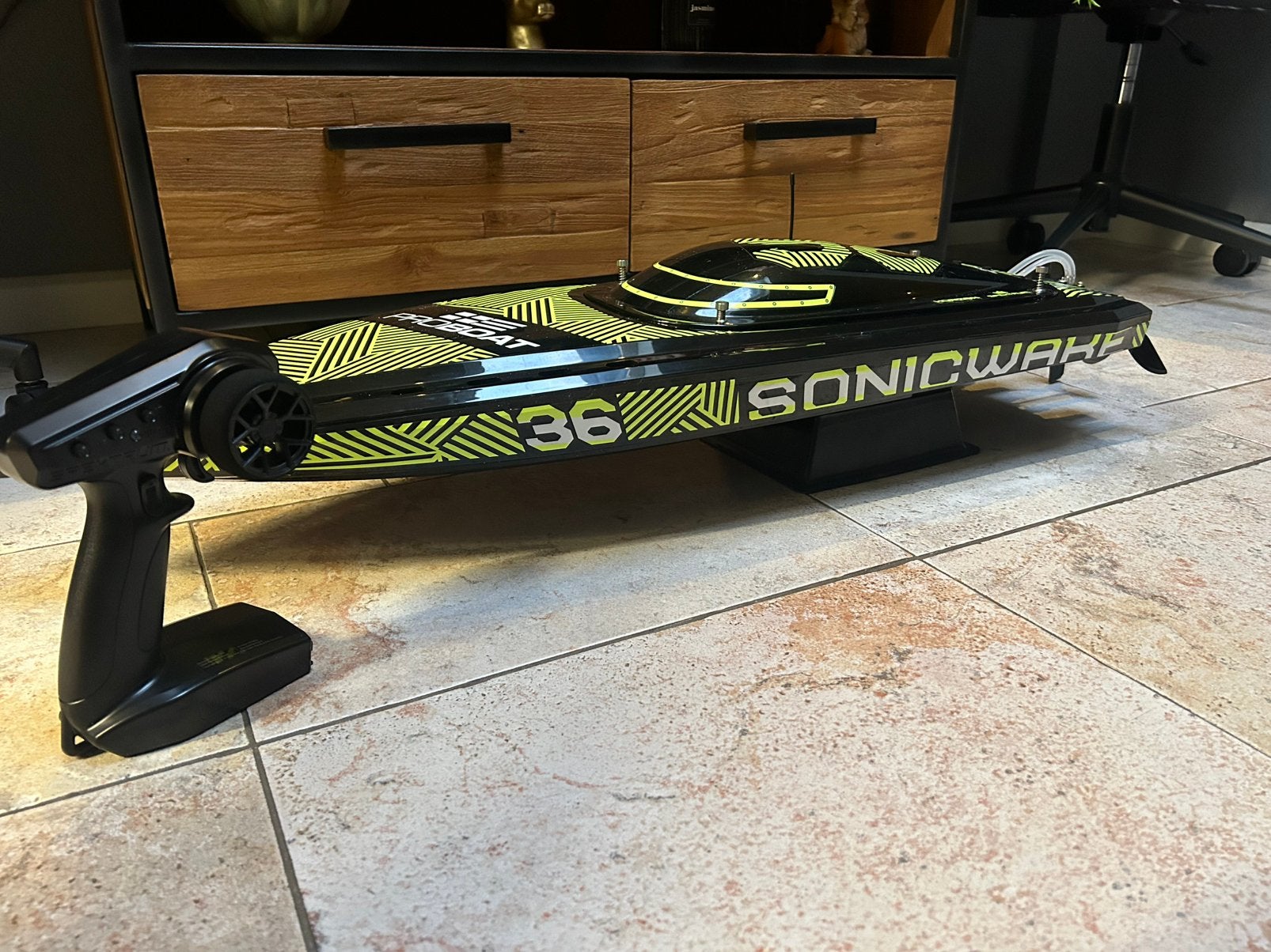 Proboat Sonicwake 36 v3 echt in nieuwstaat, Ophalen, Zo goed als nieuw