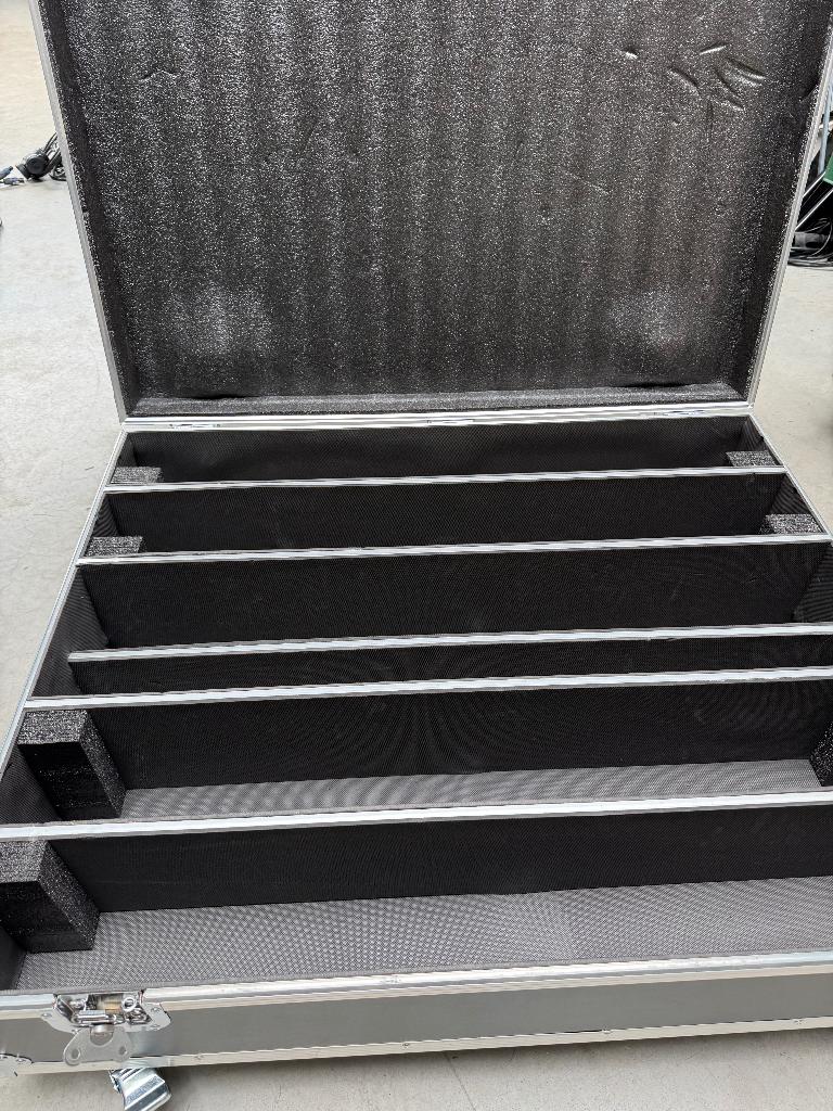 BeamZ pro FCLCB12 zgan flightcase voor 4 ledbar LCB1215 IP, Muziek en Instrumenten, Behuizingen en Koffers, Ophalen, Zo goed als nieuw