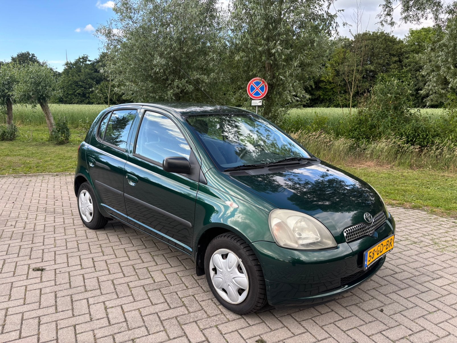 Toyota Yaris 1.3-16V VVT-i Sol Automaat |APK 12-2026| 2 Eig., 1299 cc, 31 €/maand, 4 cilinders, 400 kg