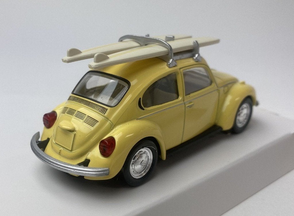 Norev 1:43 Volkswagen Beetle 1303 Yellow with Surfboards '73, -, Nieuw, Norev, Ophalen of Verzenden