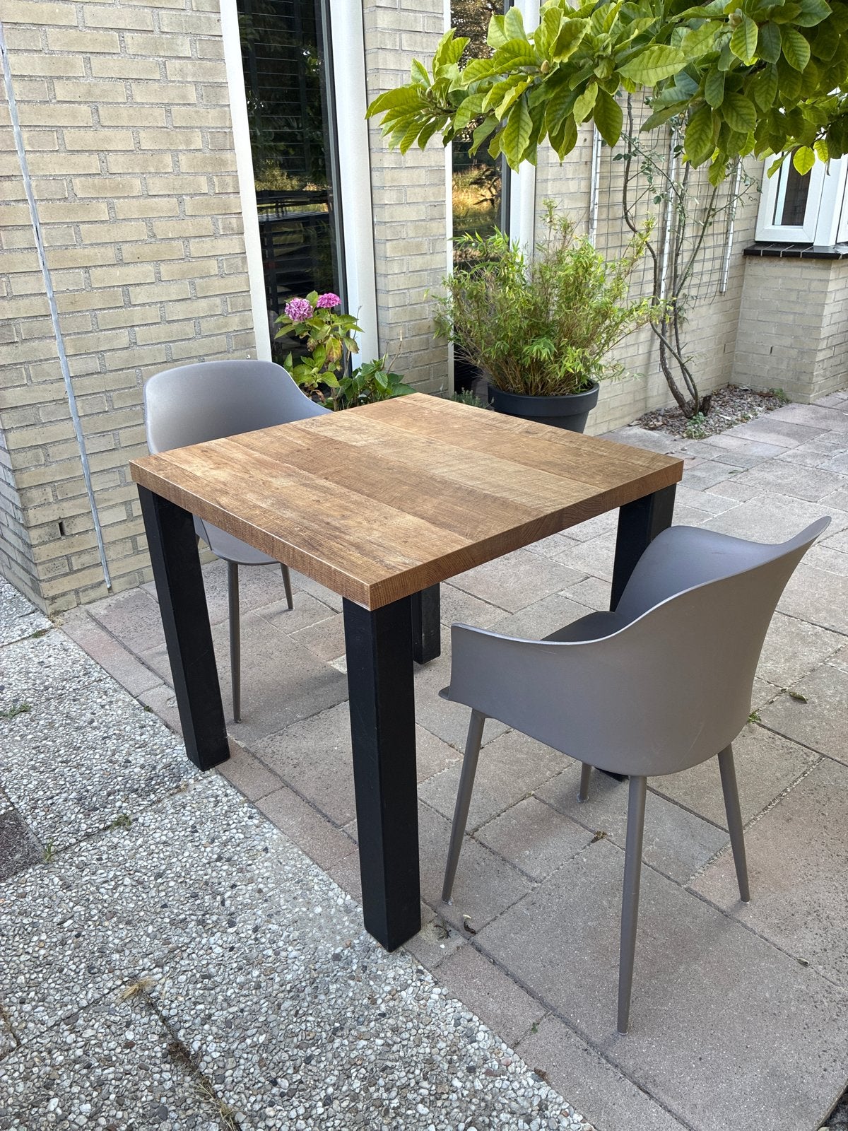 Mooie tafel (voor binnen) 80x80 met twee stoelen, Ophalen, Gebruikt, Vierkant, Tot twee personen