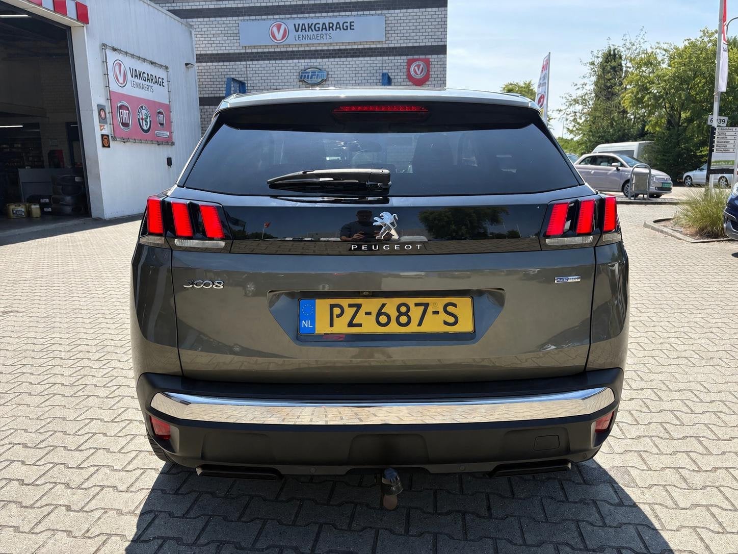 Peugeot 3008 1.2 PureTech Allure Automaat, Auto's, Peugeot, 12 maanden, Stof, Gebruikt, 1199 cc