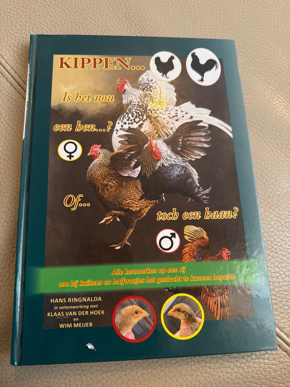 Kippen: Is het nou een hen of toch een haan?, Ophalen of Verzenden, Zo goed als nieuw, Pluimvee